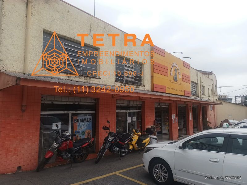 Casa verde - Excelente Loja com 630m²(terreno) e Área Construída de 1176m²;